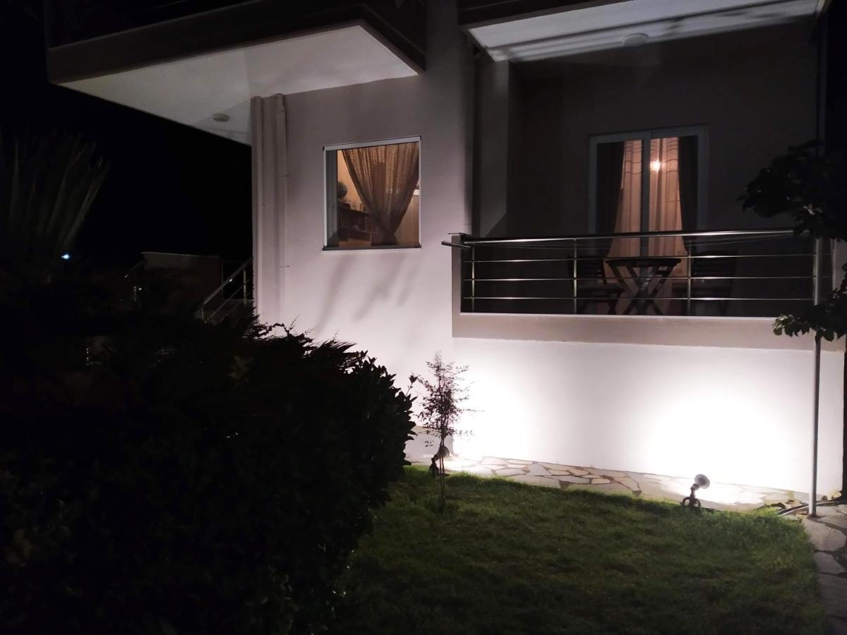 Amalias Place ميتيكاس المظهر الخارجي الصورة